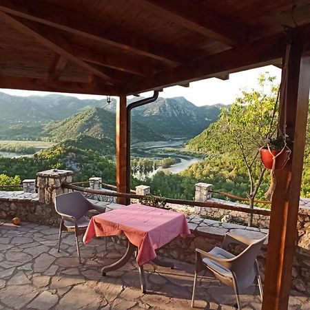 Village House - Novak Rijecani Rijeka Crnojevića Екстериор снимка