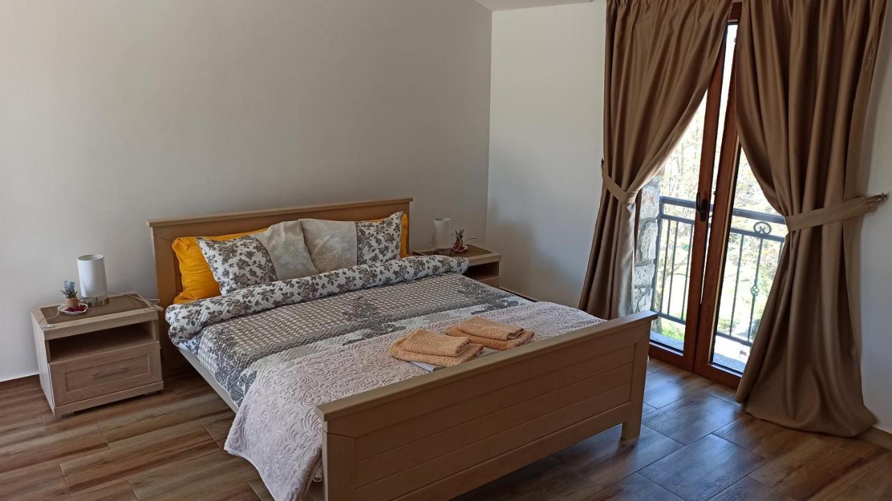 Village House - Novak Rijecani Rijeka Crnojevića Екстериор снимка