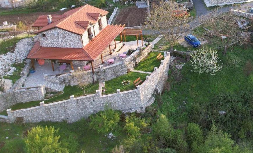 Village House - Novak Rijecani Rijeka Crnojevića Екстериор снимка