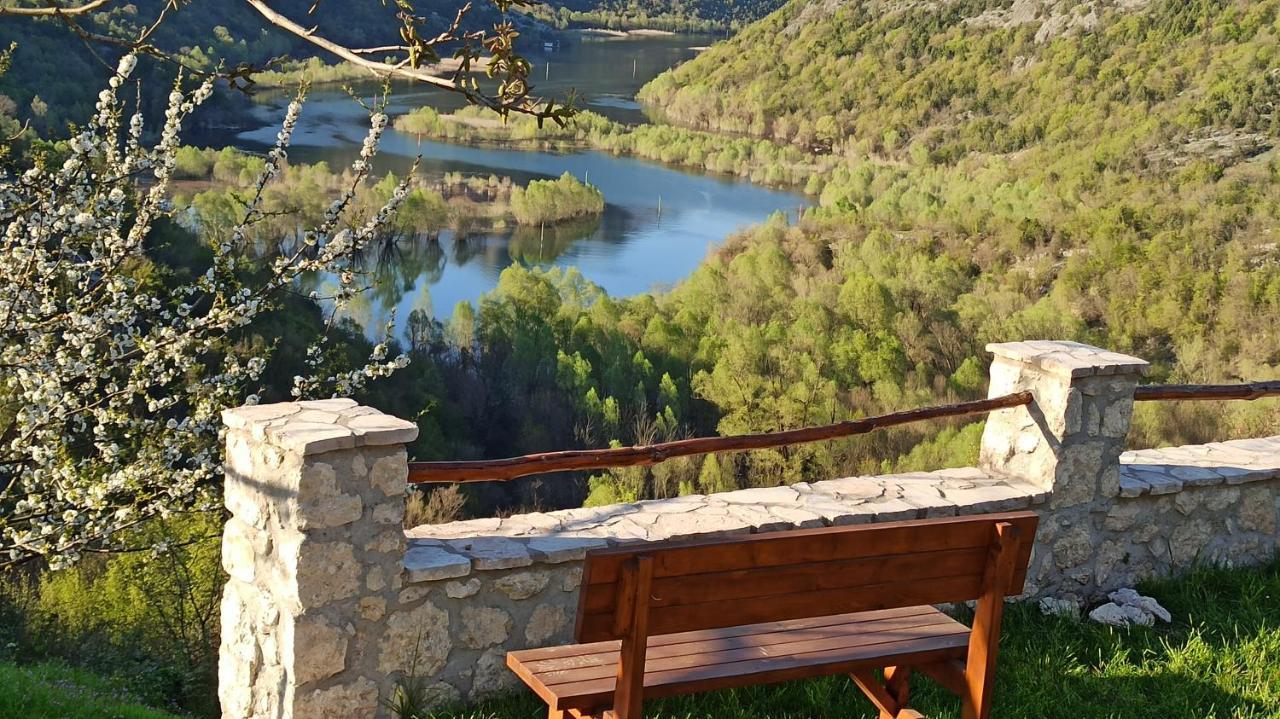 Village House - Novak Rijecani Rijeka Crnojevića Екстериор снимка