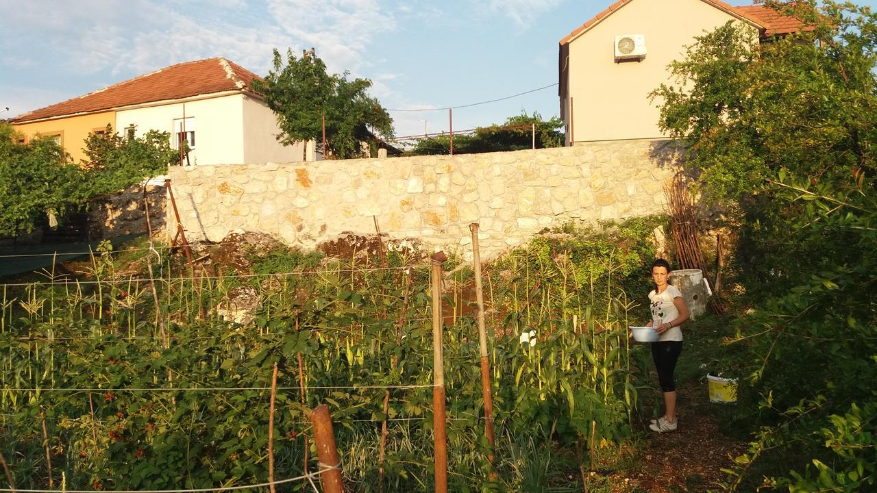 Village House - Novak Rijecani Rijeka Crnojevića Екстериор снимка